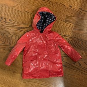 Stunning Red, girls GAP raincoat, perfect condition. Girls size 4T